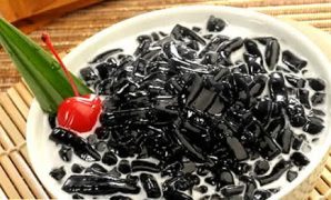 makyus-seruput-dawet-ireng-untuk-berbuka-puasa-0rWCxFpCQL